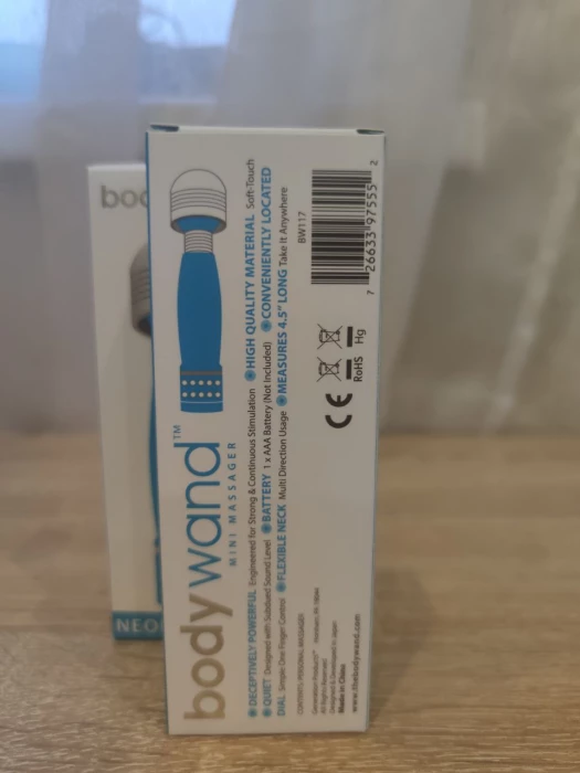 Вибратор мини-ванд с кристаллами Neon Edition BodyWand BW117